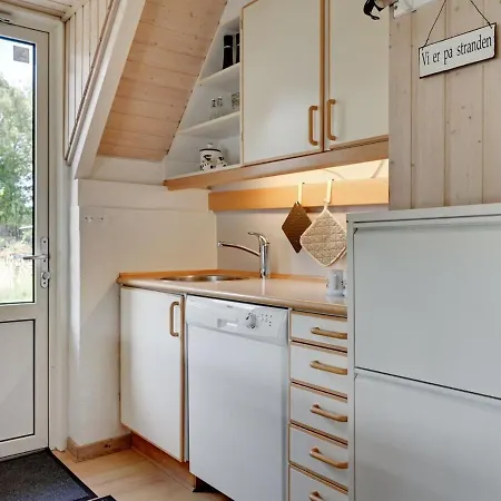 Hotel Holiday Folkhart - 1km From The Sea In Western Jutland By Interhome Vesterhede